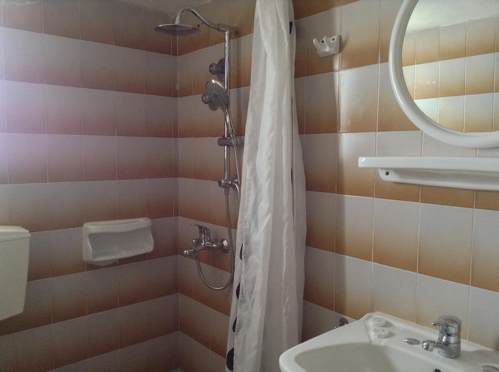 Mouria Hotel Скиатос Екстериор снимка