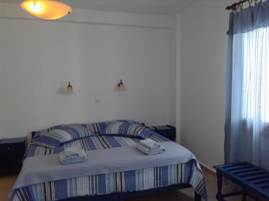 Mouria Hotel Скиатос Екстериор снимка